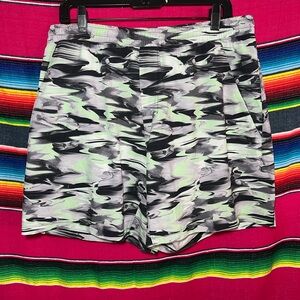 Lululemon Pace Breaker Linerless Short 7" Impulse Green Multi Size XL